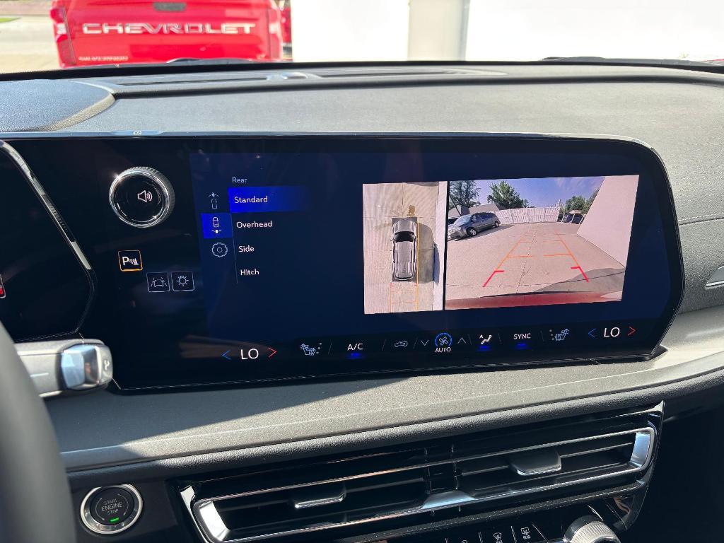 new 2026 Chevrolet Traverse car, priced at $47,415