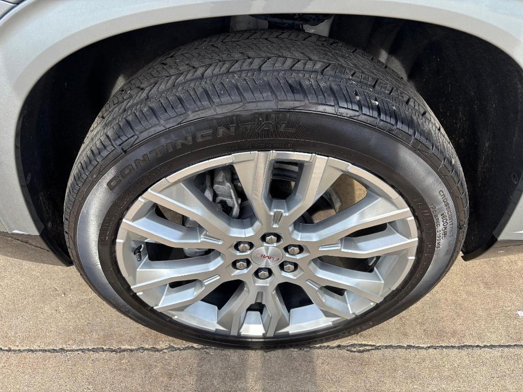 used 2024 GMC Acadia car, priced at $58,900