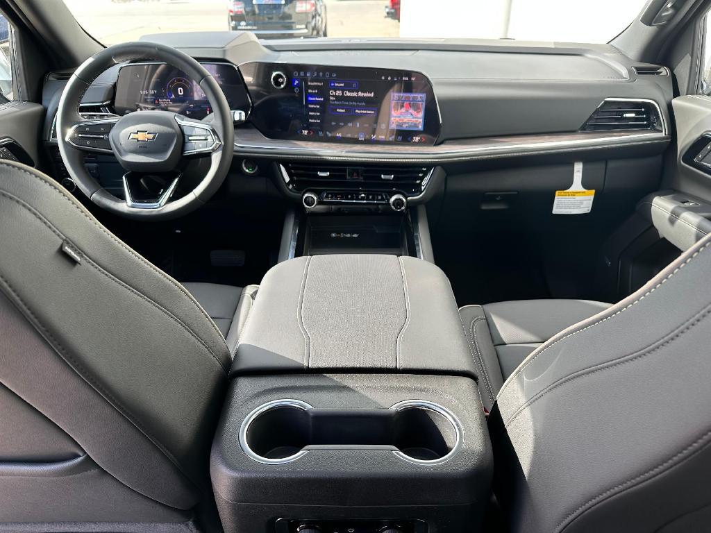 new 2025 Chevrolet Suburban car, priced at $86,715