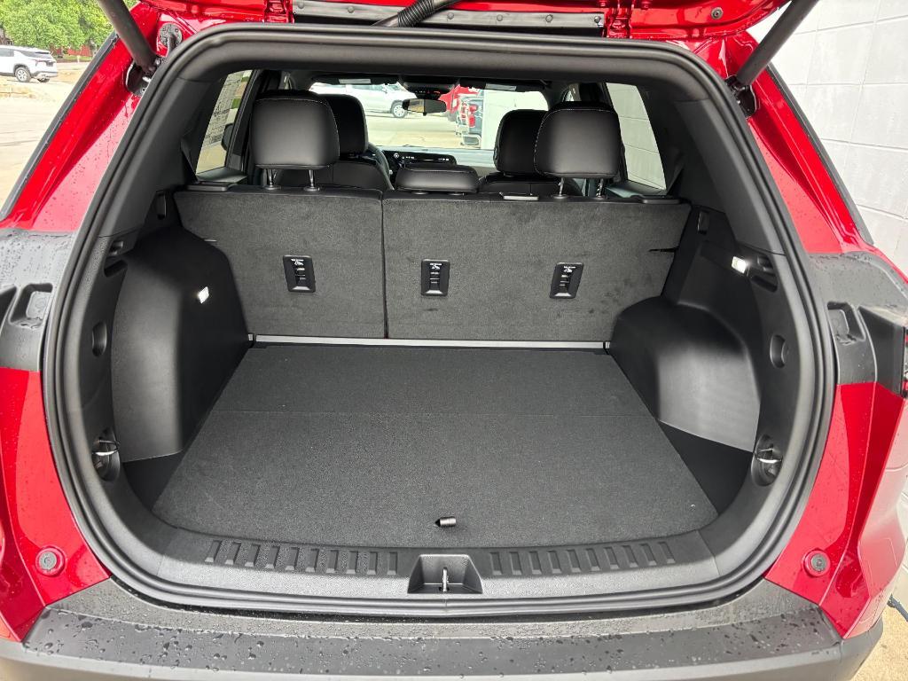 new 2026 Chevrolet Equinox car, priced at $35,140