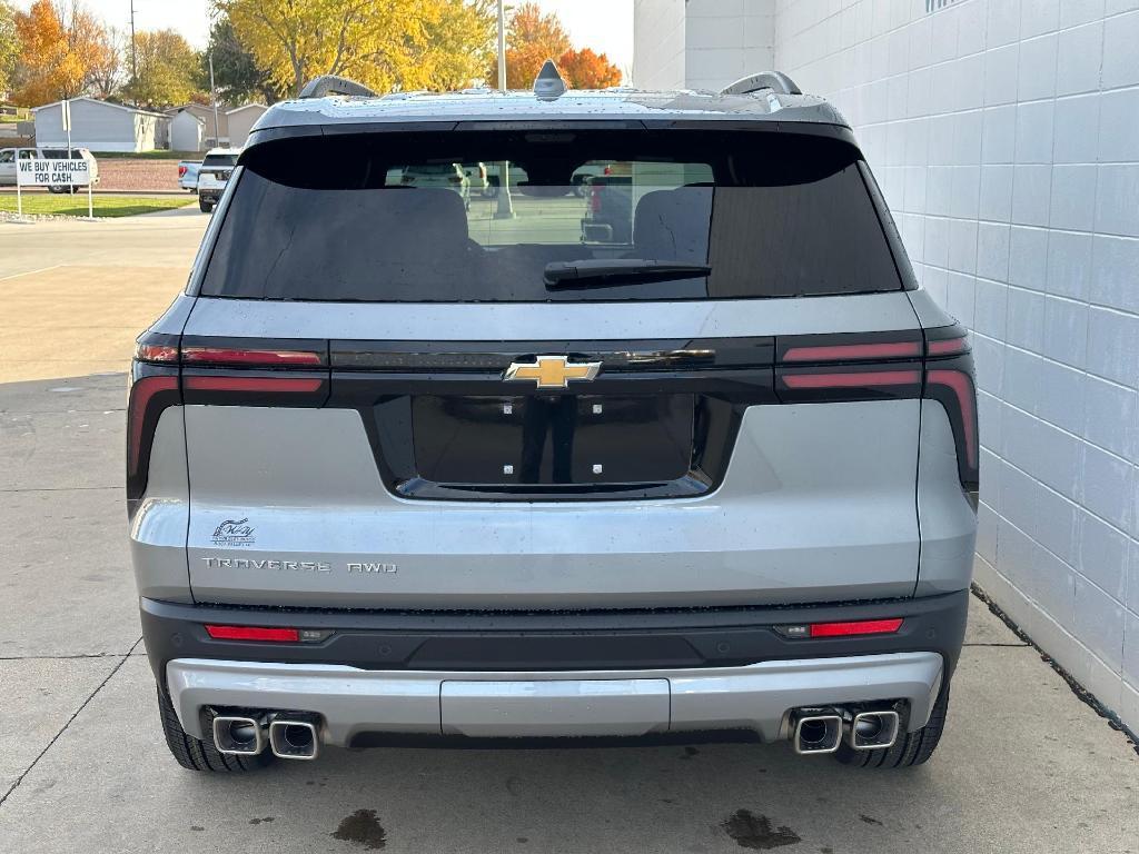 new 2026 Chevrolet Traverse car, priced at $46,920