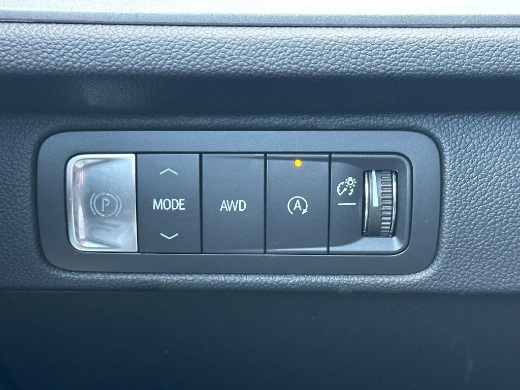 new 2026 Chevrolet Traverse car, priced at $46,920