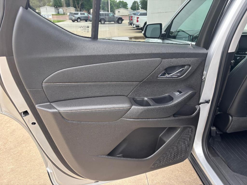 used 2019 Chevrolet Traverse car, priced at $21,900