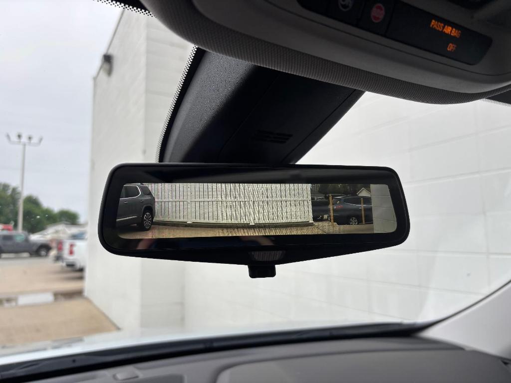 used 2019 Chevrolet Traverse car, priced at $21,900