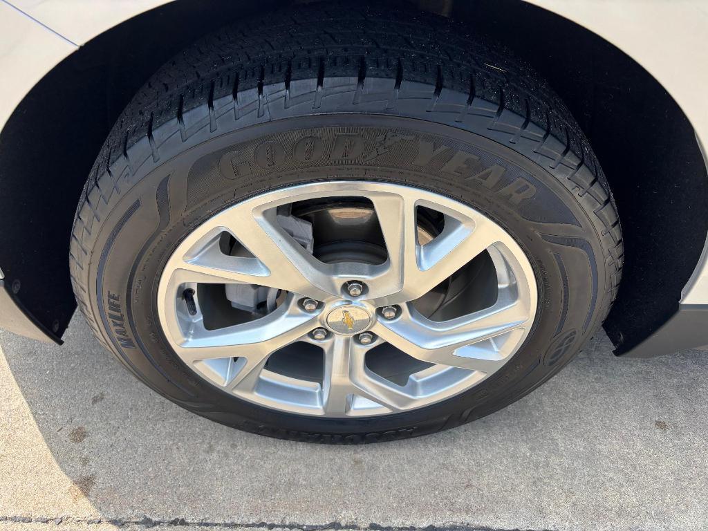 used 2019 Chevrolet Equinox car, priced at $20,900