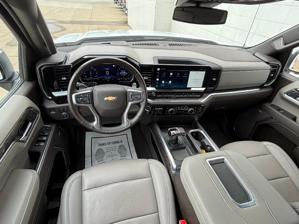 used 2022 Chevrolet Silverado 1500 car, priced at $45,900