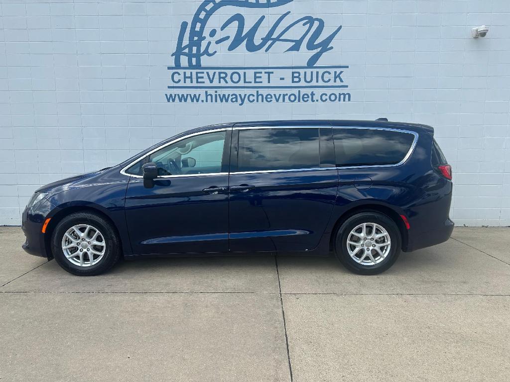 used 2017 Chrysler Pacifica car, priced at $17,900