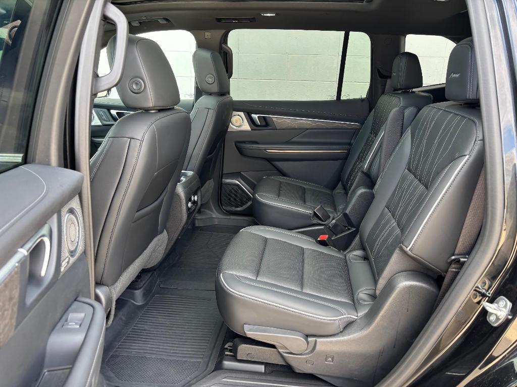 used 2025 Buick Enclave car, priced at $62,900