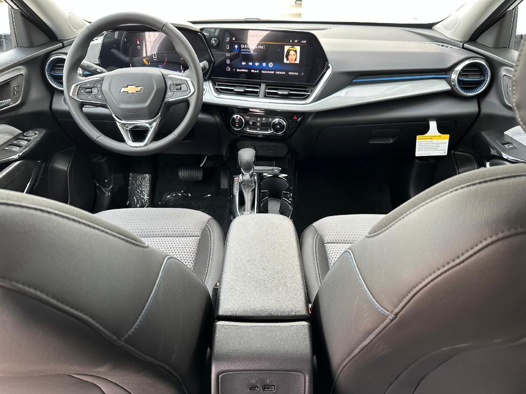 new 2025 Chevrolet Trax car, priced at $25,385