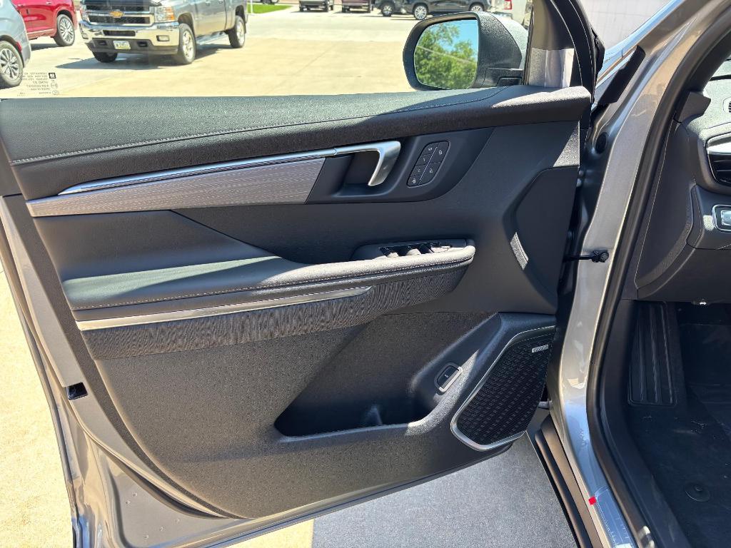new 2025 Buick Enclave car, priced at $49,830