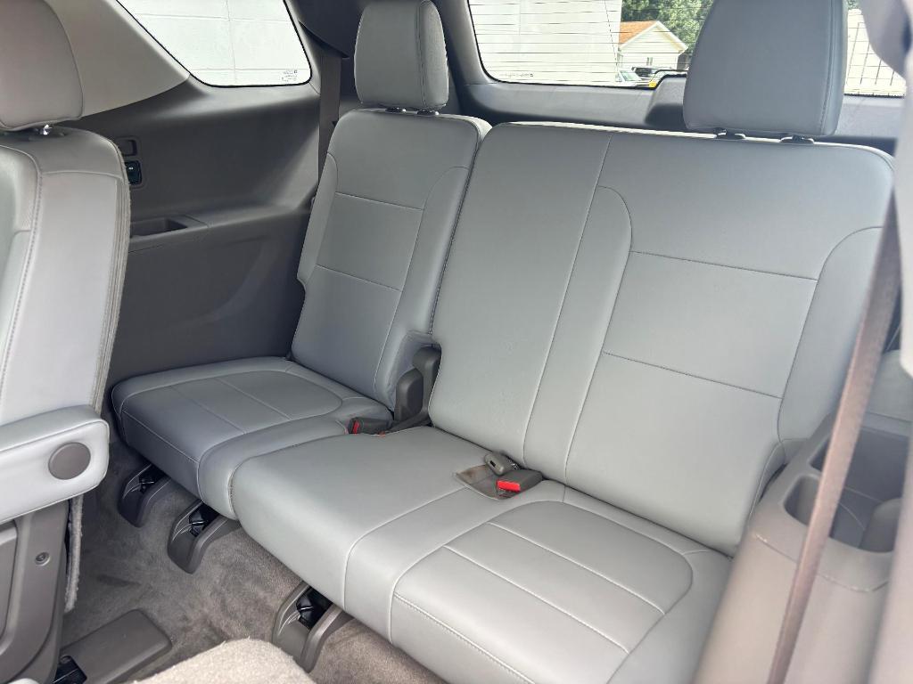 used 2020 Chevrolet Traverse car, priced at $27,900