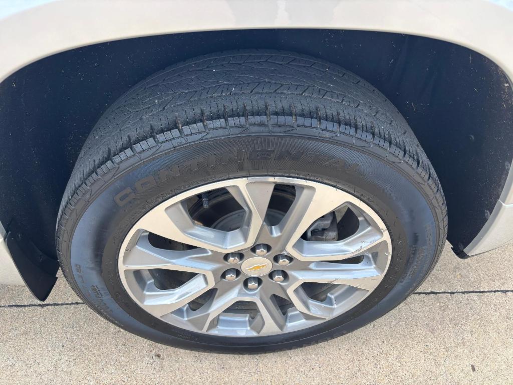 used 2020 Chevrolet Traverse car, priced at $27,900