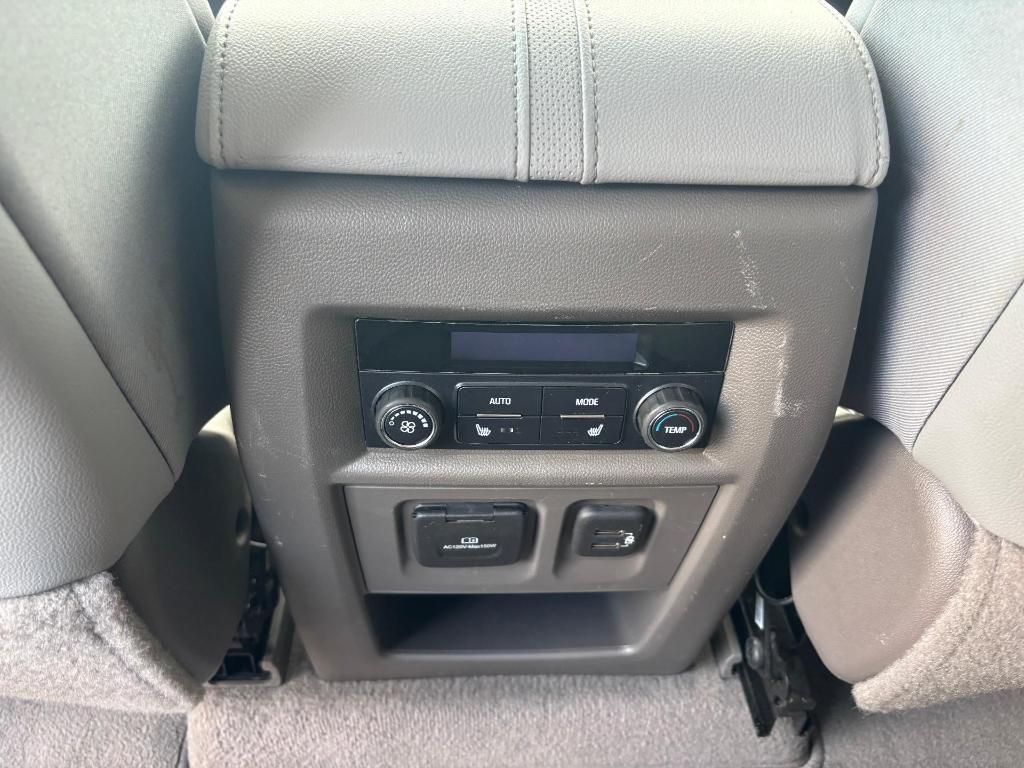 used 2020 Chevrolet Traverse car, priced at $27,900