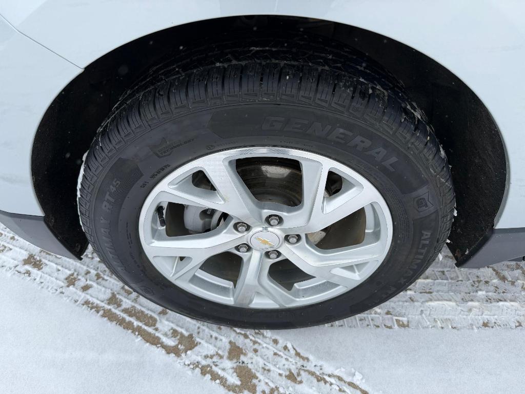 used 2020 Chevrolet Equinox car, priced at $20,900