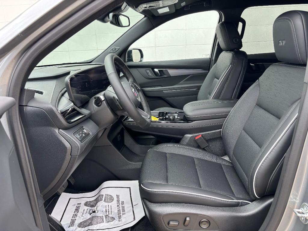 new 2025 Buick Enclave car, priced at $52,330