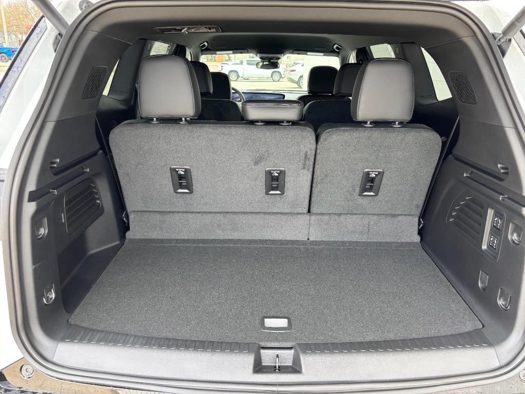 new 2025 Buick Enclave car, priced at $51,735