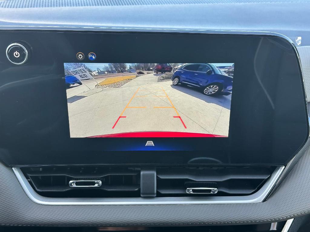 new 2025 Chevrolet Equinox car