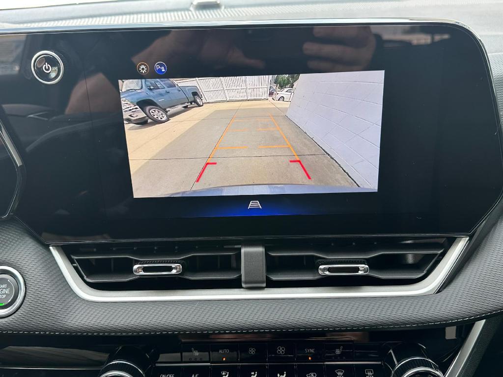 new 2026 Chevrolet Equinox car, priced at $34,645