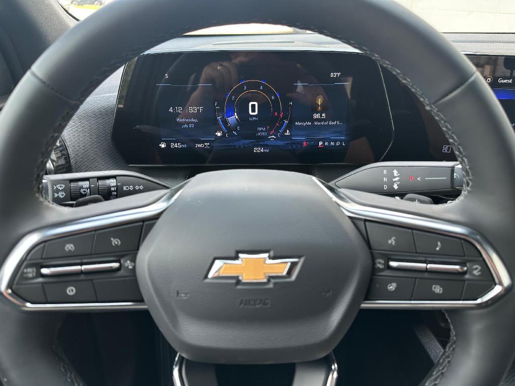 new 2026 Chevrolet Equinox car, priced at $34,645