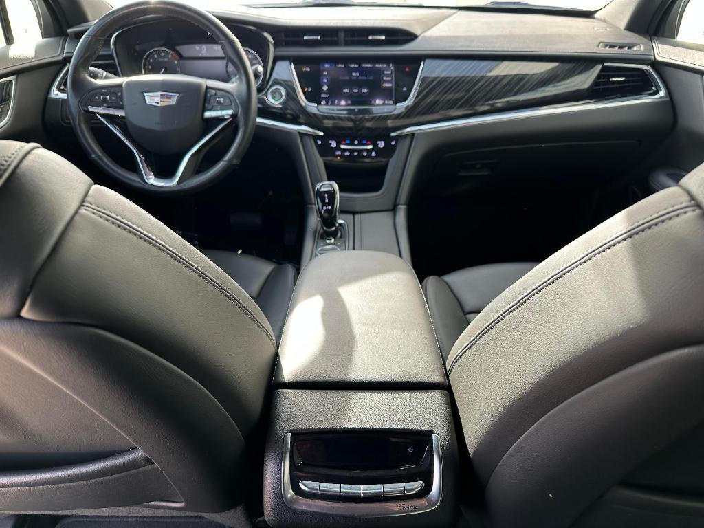 used 2020 Cadillac XT6 car, priced at $26,900