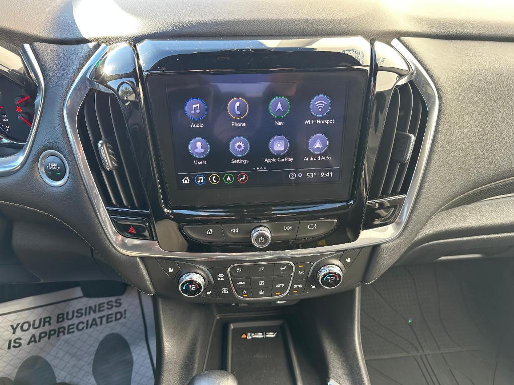 used 2022 Chevrolet Traverse car, priced at $29,900