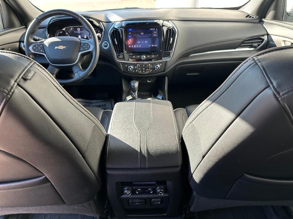 used 2022 Chevrolet Traverse car, priced at $29,900