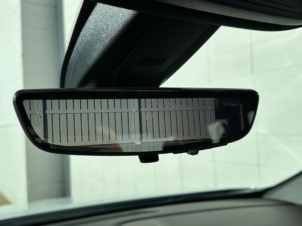 used 2022 Chevrolet Traverse car, priced at $29,900