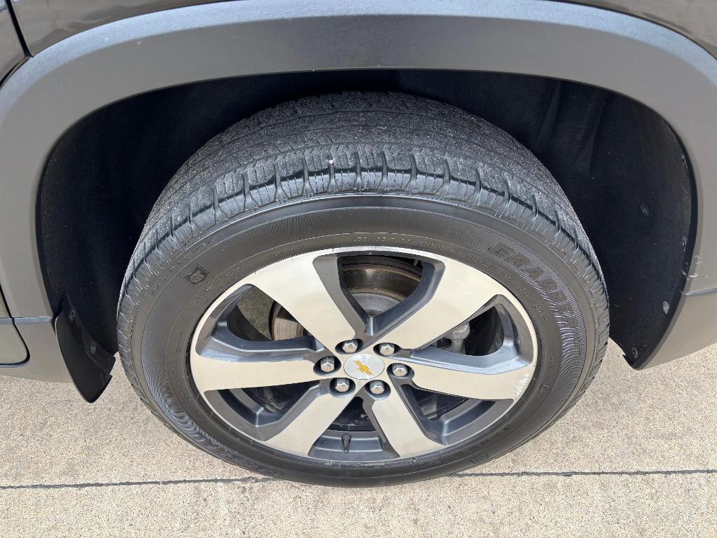 used 2019 Chevrolet Traverse car, priced at $19,900