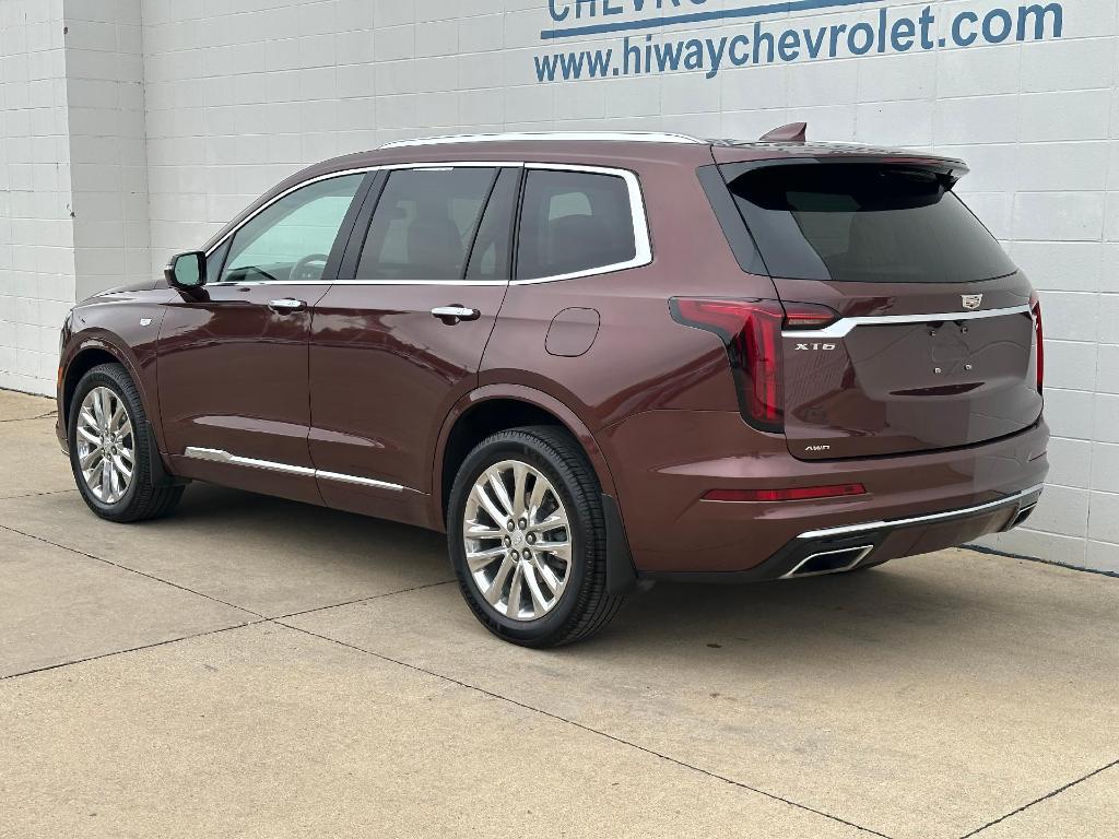 used 2022 Cadillac XT6 car, priced at $35,900