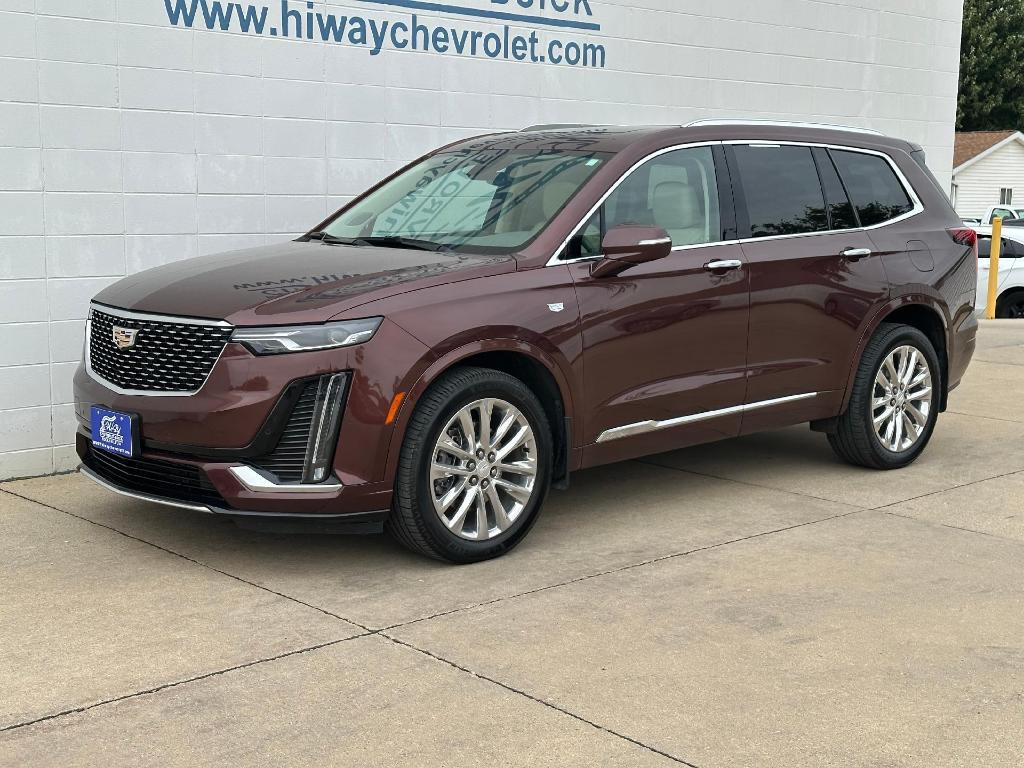 used 2022 Cadillac XT6 car, priced at $35,900