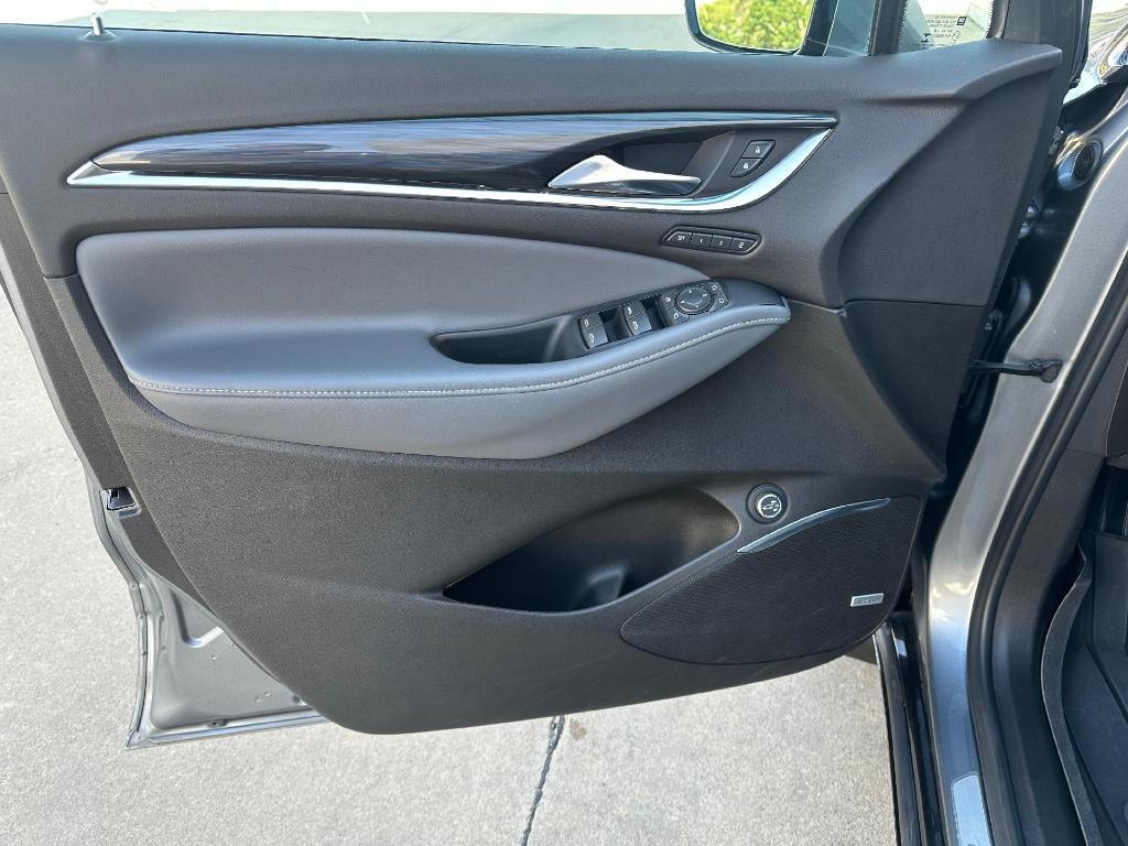 used 2021 Buick Enclave car, priced at $27,900