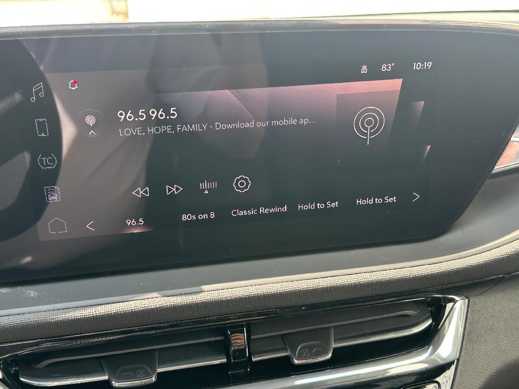 new 2025 Buick Envista car, priced at $29,275