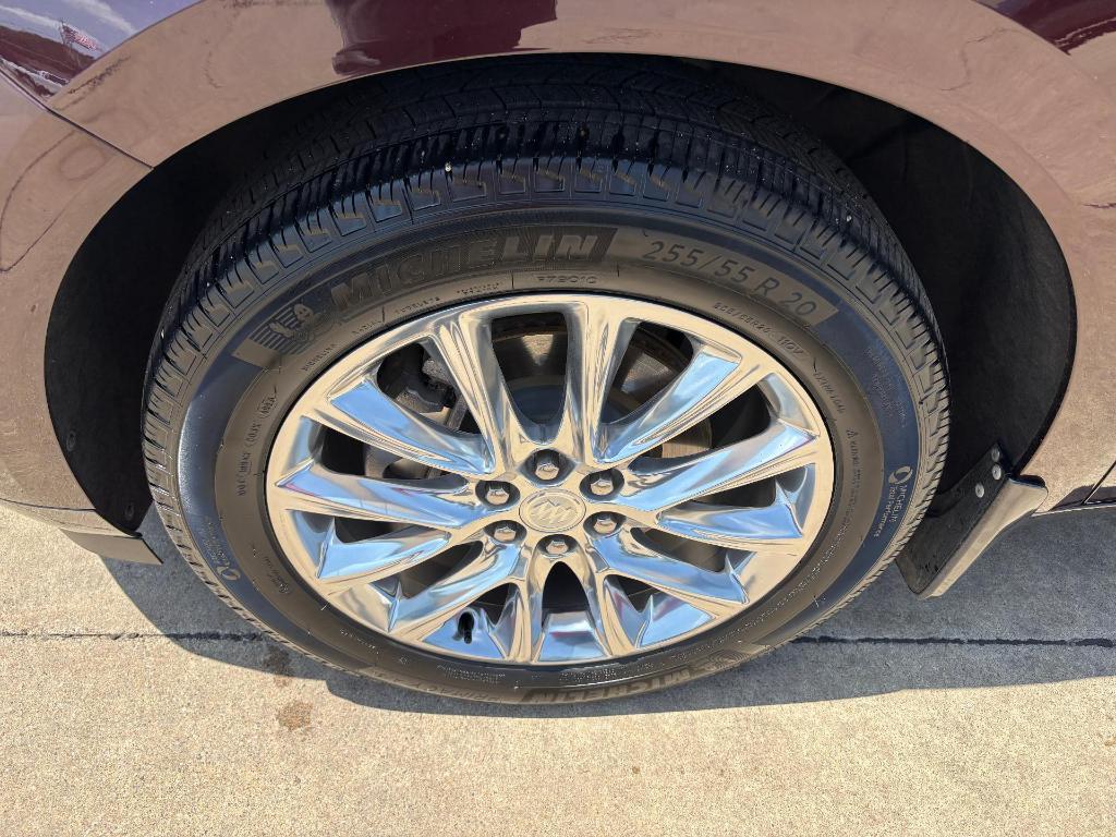 used 2018 Buick Enclave car, priced at $20,900