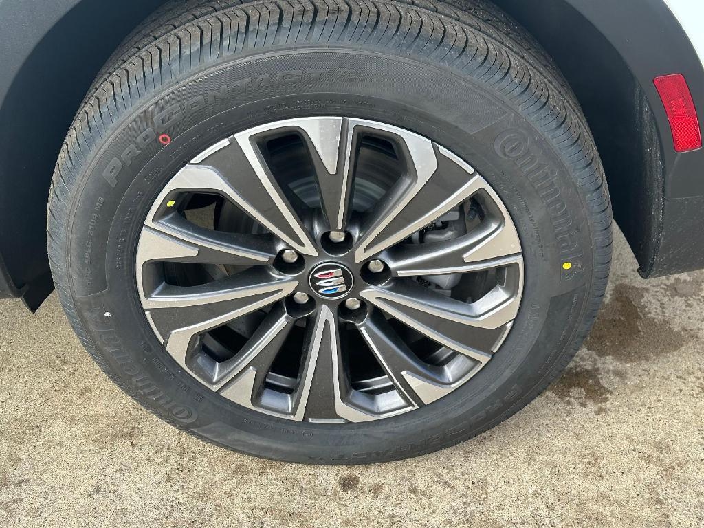 new 2025 Buick Envision car, priced at $39,245