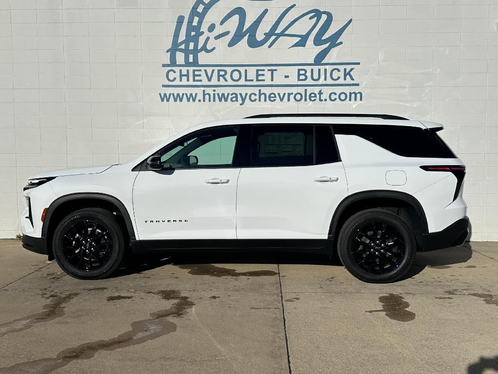 new 2026 Chevrolet Traverse car, priced at $47,405