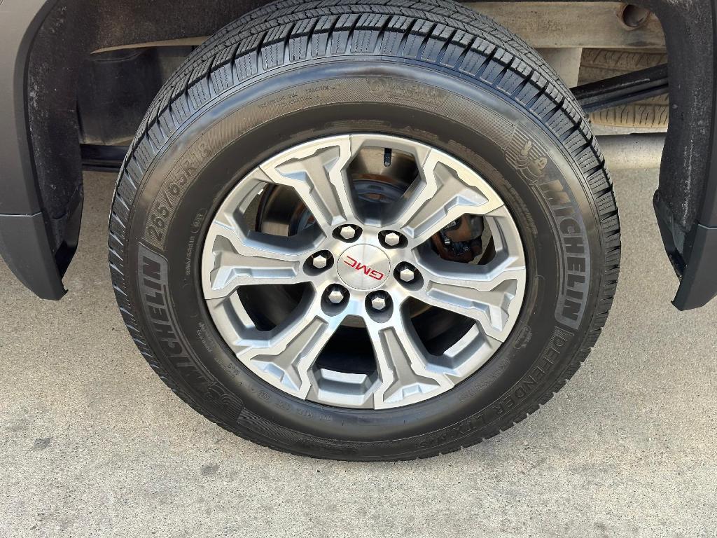 used 2021 GMC Sierra 1500 car, priced at $31,900
