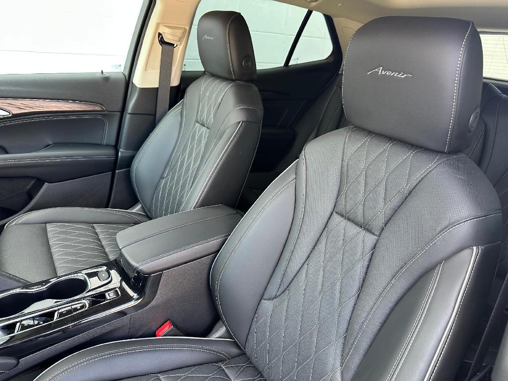 used 2023 Buick Envision car, priced at $35,900