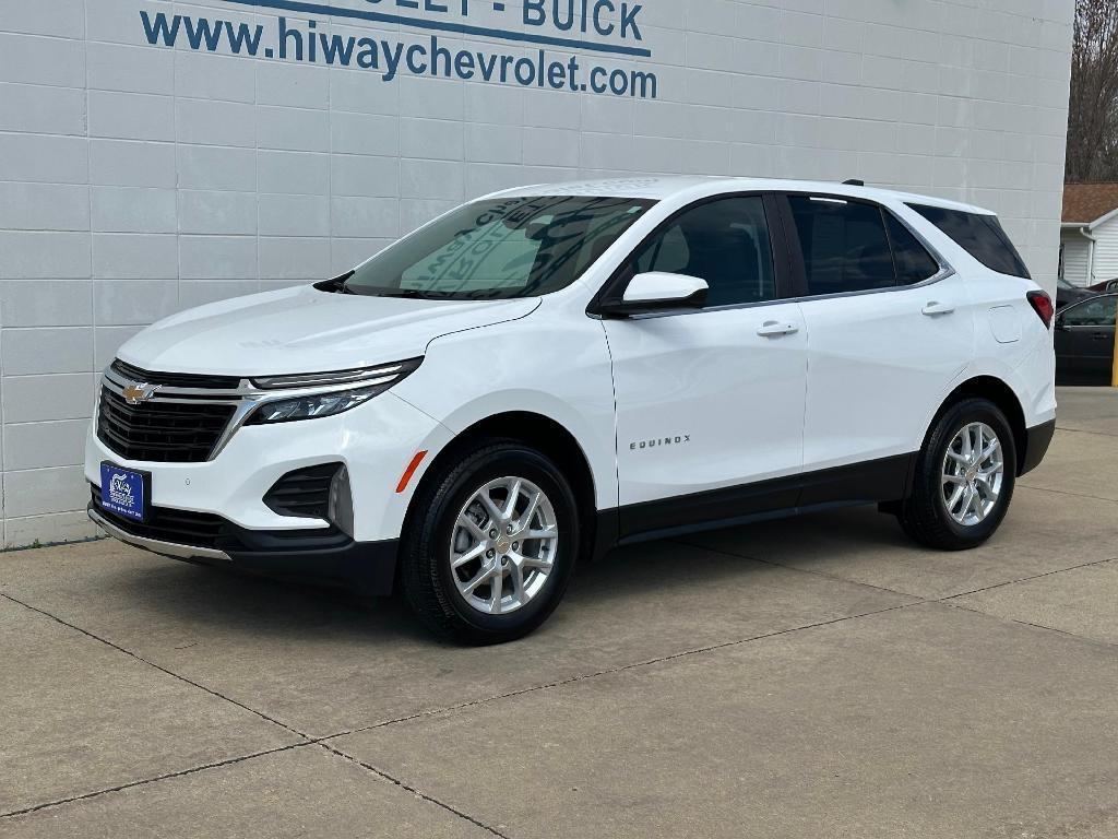 used 2024 Chevrolet Equinox car, priced at $27,900