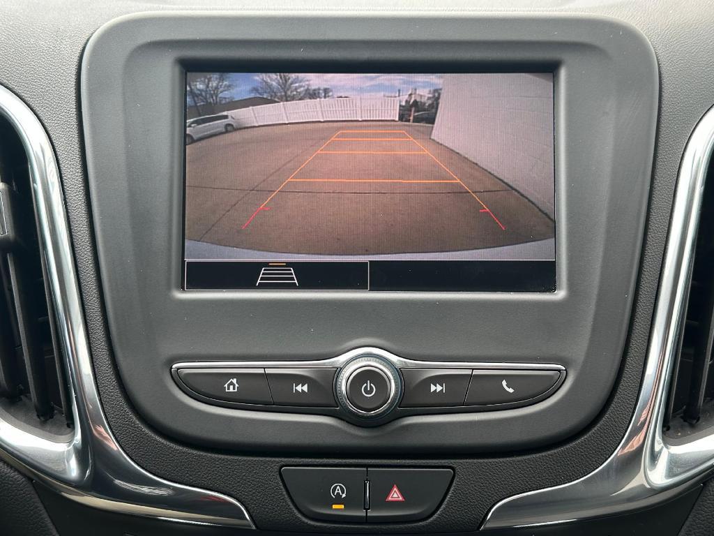 used 2024 Chevrolet Equinox car, priced at $27,900