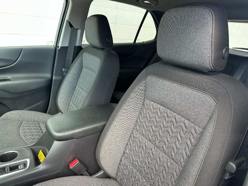 used 2024 Chevrolet Equinox car, priced at $27,900