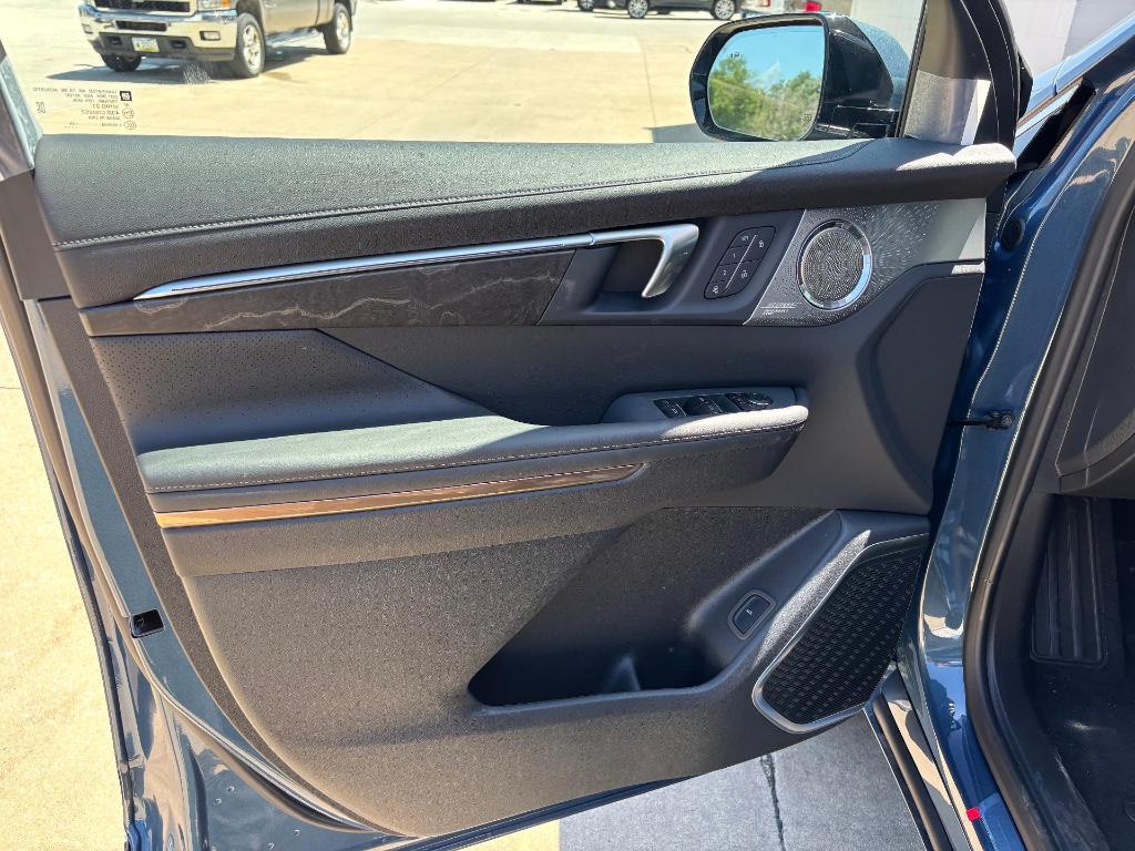 new 2025 Buick Enclave car, priced at $60,695
