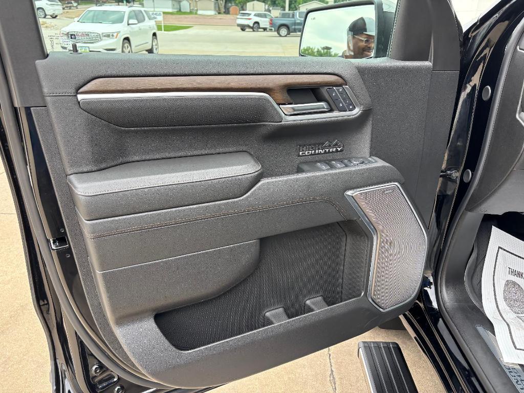 used 2024 Chevrolet Silverado 1500 car, priced at $61,900