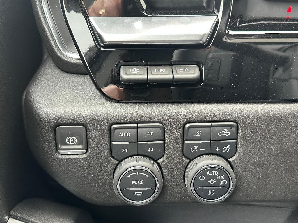 new 2025 Chevrolet Silverado 1500 car, priced at $63,570