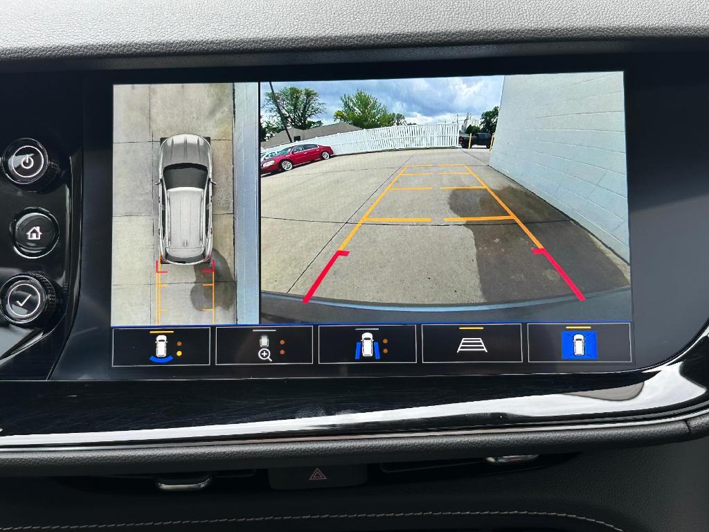 used 2022 Buick Envision car, priced at $27,900