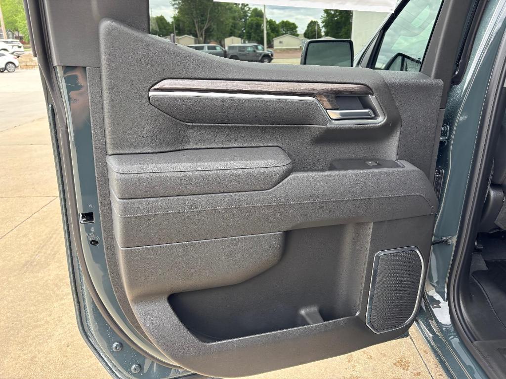 new 2025 Chevrolet Silverado 1500 car, priced at $63,020