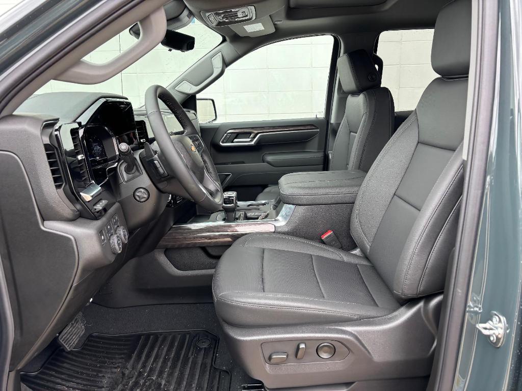 new 2025 Chevrolet Silverado 1500 car, priced at $63,020