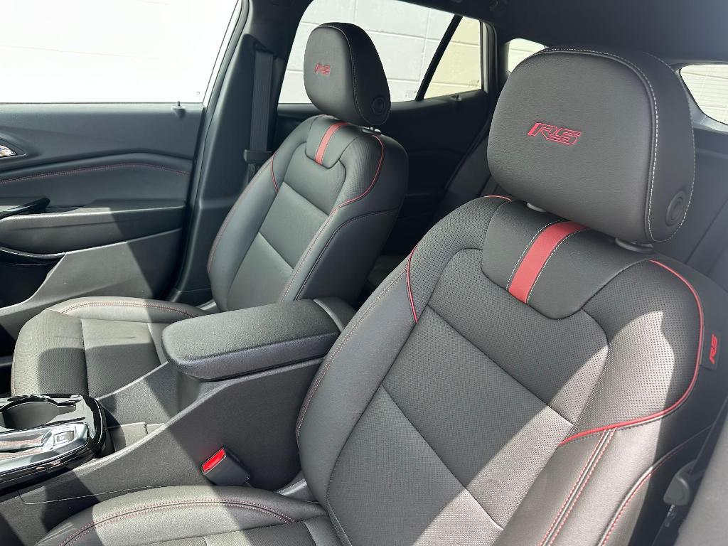 new 2025 Chevrolet Trax car, priced at $26,690