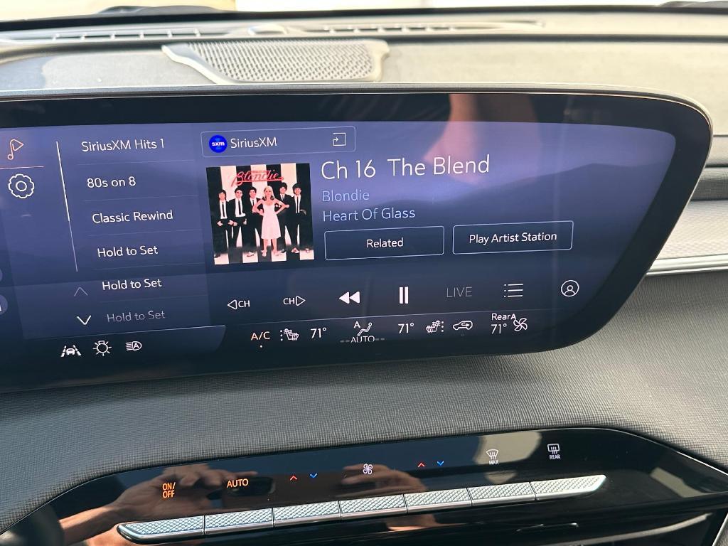 used 2025 Buick Enclave car, priced at $49,900