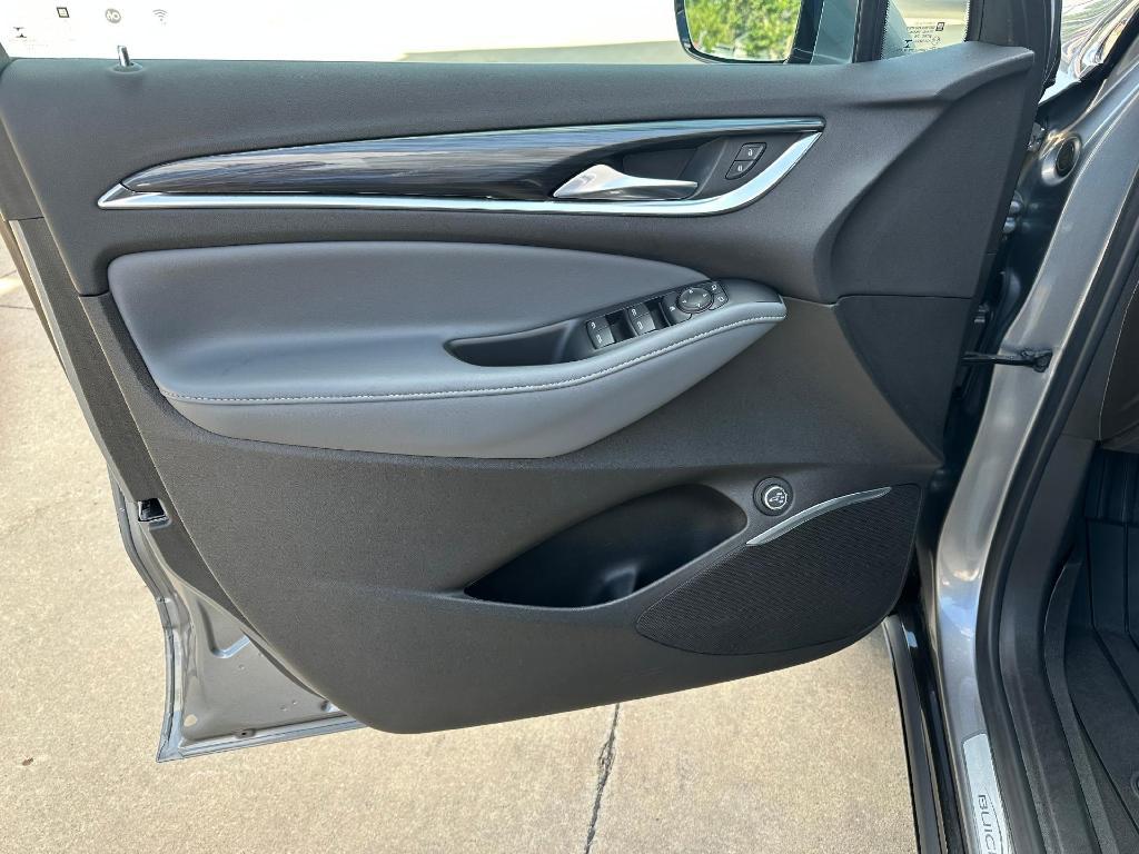 used 2021 Buick Enclave car, priced at $23,900