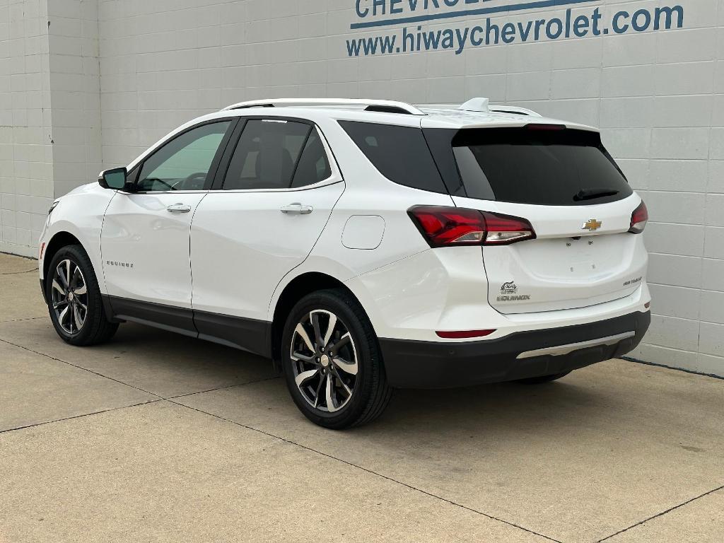 used 2023 Chevrolet Equinox car, priced at $29,900
